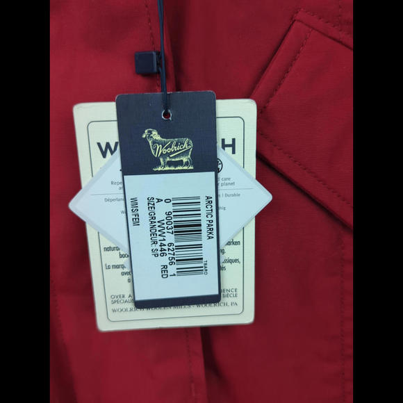 [SOLD] NWT WOOLRICH Womens Sz S Arctic Parka Duck Down Red Ramar Coyote Fur Hood - Picture 7 of 12
